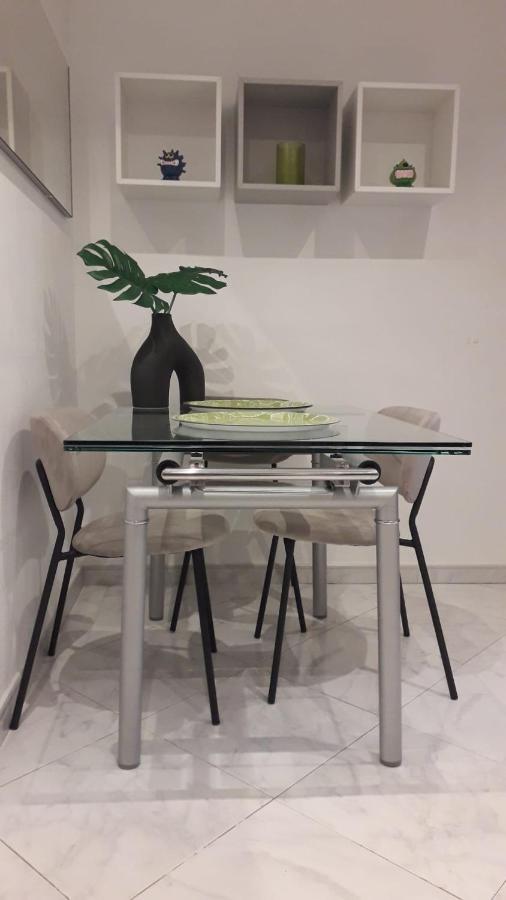 Apartamento Junto Al Santiago Bernabeu Con Piscina Apartment Madrid Luaran gambar