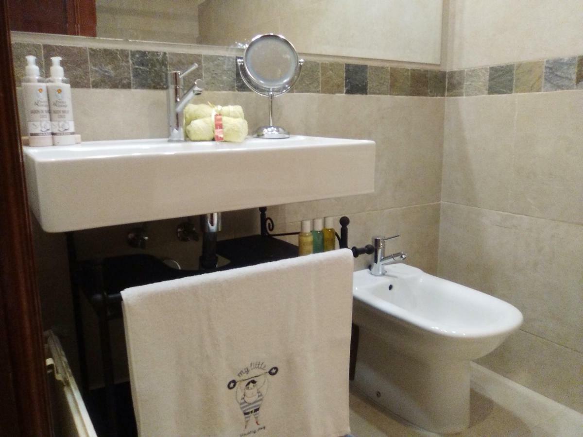 Apartamento Junto Al Santiago Bernabeu Con Piscina Apartment Madrid Luaran gambar